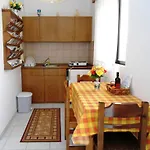 Evi And Aparthotel 3*