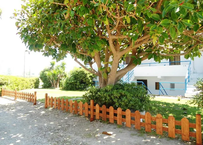 Hotel apartamentowy Evi And 3*