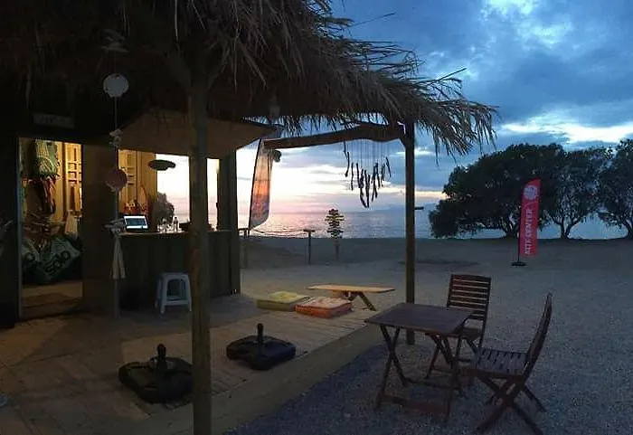 Hotel apartamentowy Evi And