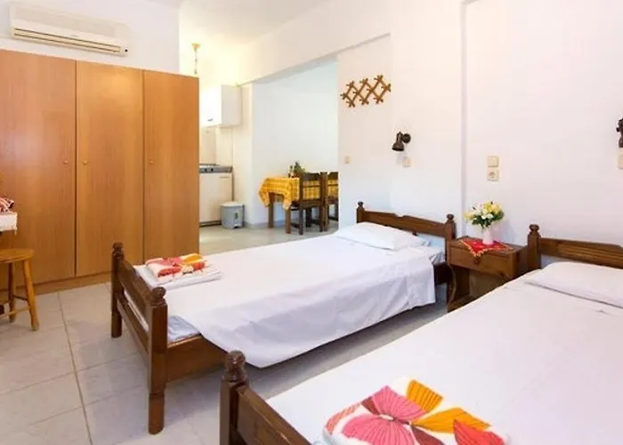 Apartahotel Evi And 3*