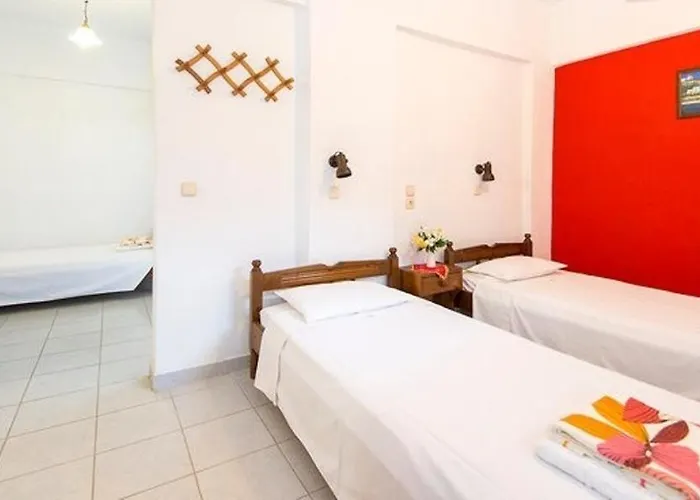 Hotel apartamentowy Evi And Theológos