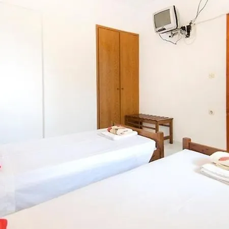 아파트호텔 Evi And