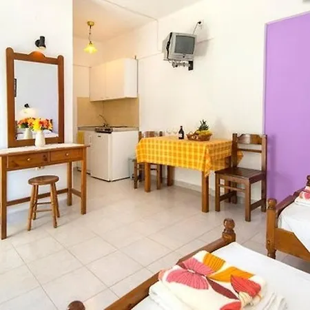Evi And 3* Theologos (Rhodes)