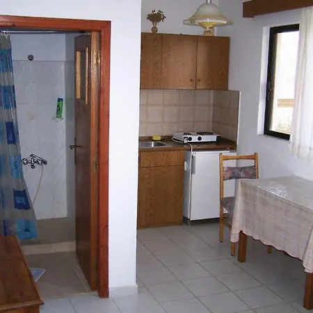 아파트호텔 Evi And Theológos